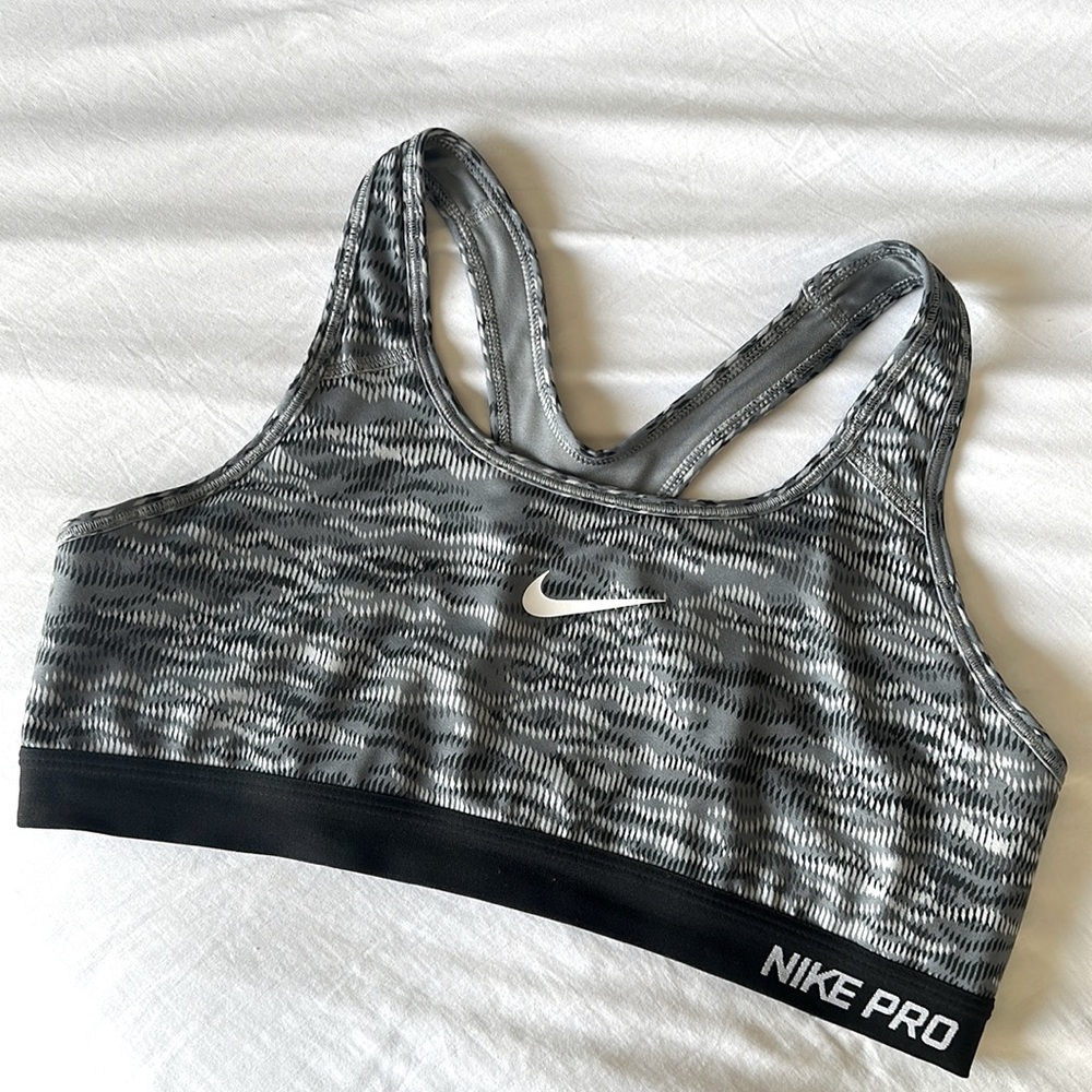 Nike - Women’s Sports Bra - Size L - Black/Grey